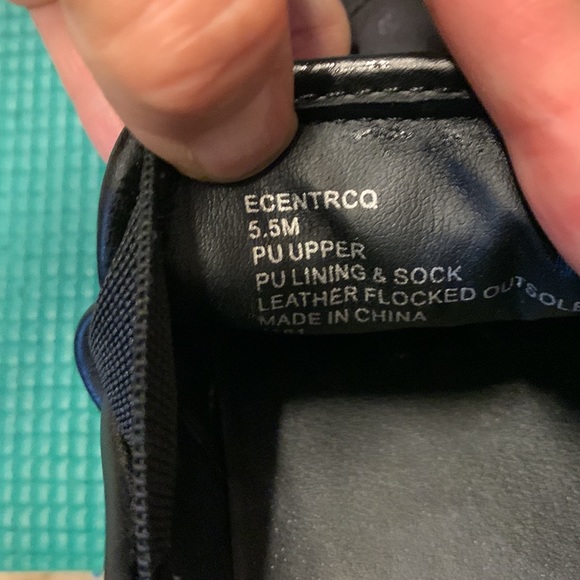 Steve Madden Black Quilted ECENTRCQ Slip on Sneakers - Picture 5 of 6